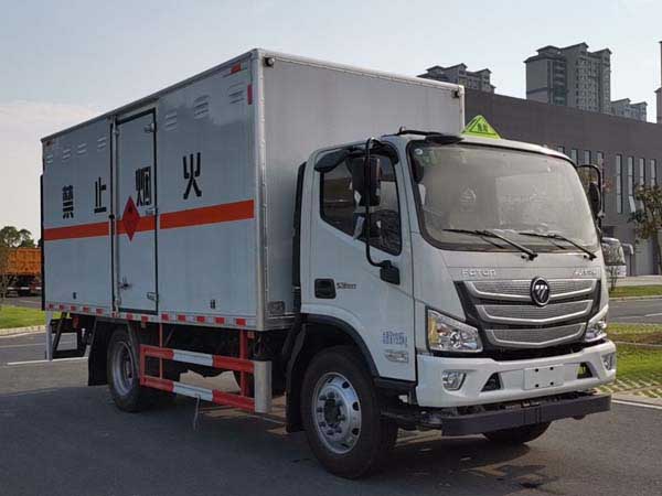 楚勝牌CSC5128XRQB6型易燃?xì)怏w廂式運輸車